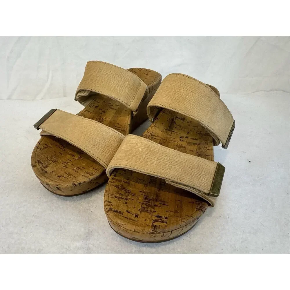 Vionic Pepper Womens Size 8 Wedge‎ Sandals Beige Leather Adjustable Strap